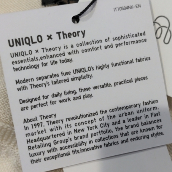 Uniqlo x Theory 100% Wool V Neck Neutral Cream Knit Tunic Top size Medium - Picture 9 of 10